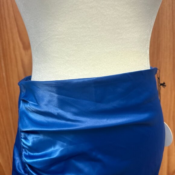 NEW Milk & Honey Blue High Waist Pencil Skirt w/ Slit M Medium NWT - Picture 3 of 10